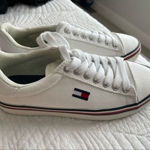 Tommy Hilfiger canvas shoes